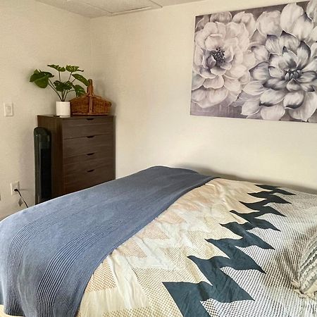 New Private Tiny Home Near Greenlake/Lightrail/I-5 ซีแอตเทิล ภายนอก รูปภาพ