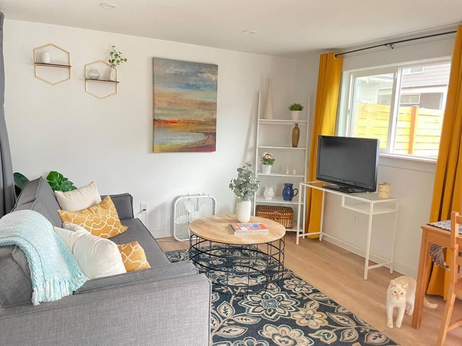 New Private Tiny Home Near Greenlake/Lightrail/I-5 ซีแอตเทิล ภายนอก รูปภาพ